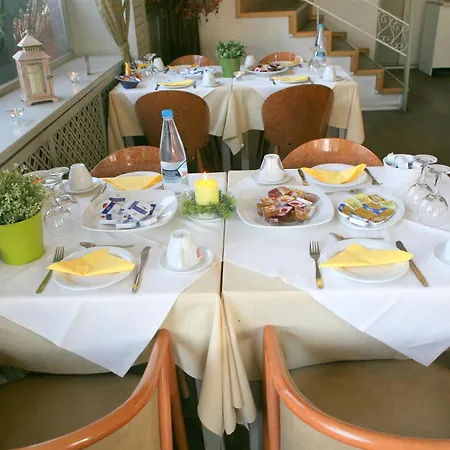 فندق Oceanis 2*