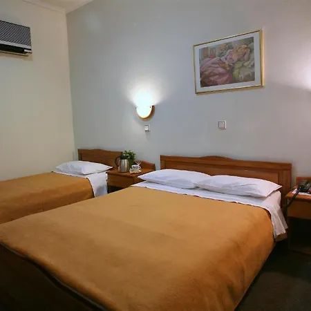 Oceanis Hotel 2*