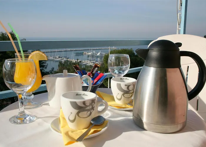 Hotel Oceanis